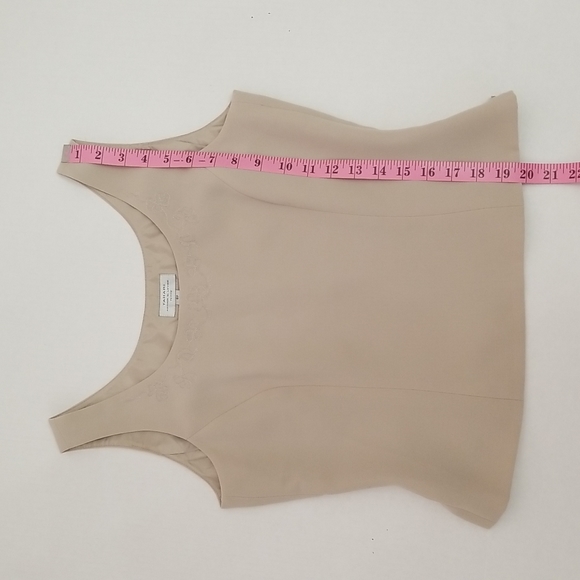 Sleeveless top, size 6P - Picture 12 of 13